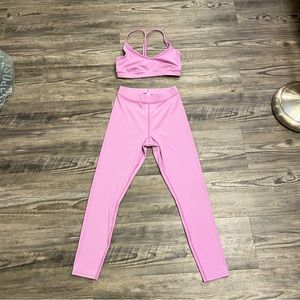 Alo Yoga workout set